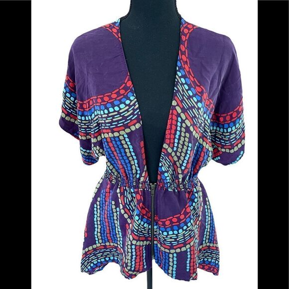 Abstract print 100% silk zip front top, shark bite hem, dolman sleeve, size S - Picture 1 of 5
